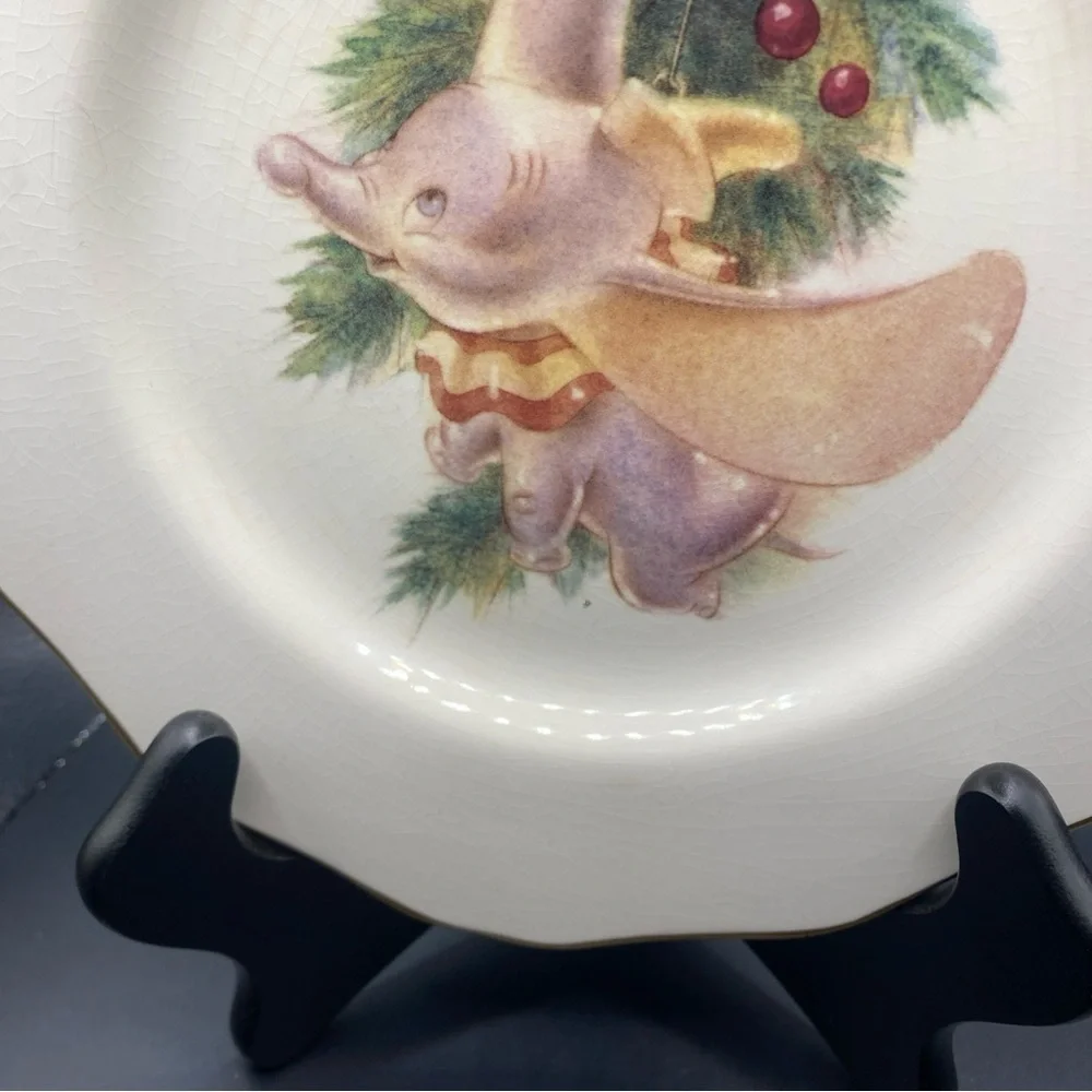 Disney‎ Direct VTG RARE Holiday Lunch/ Salad 8 5/8” Plate Retired Dumbo